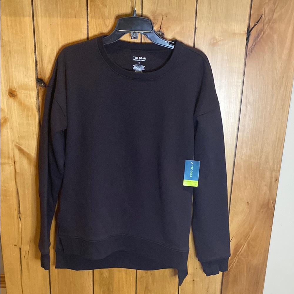 Tek Gear Black Crewneck Sweater/ crew neck sweatshirt Essential Style